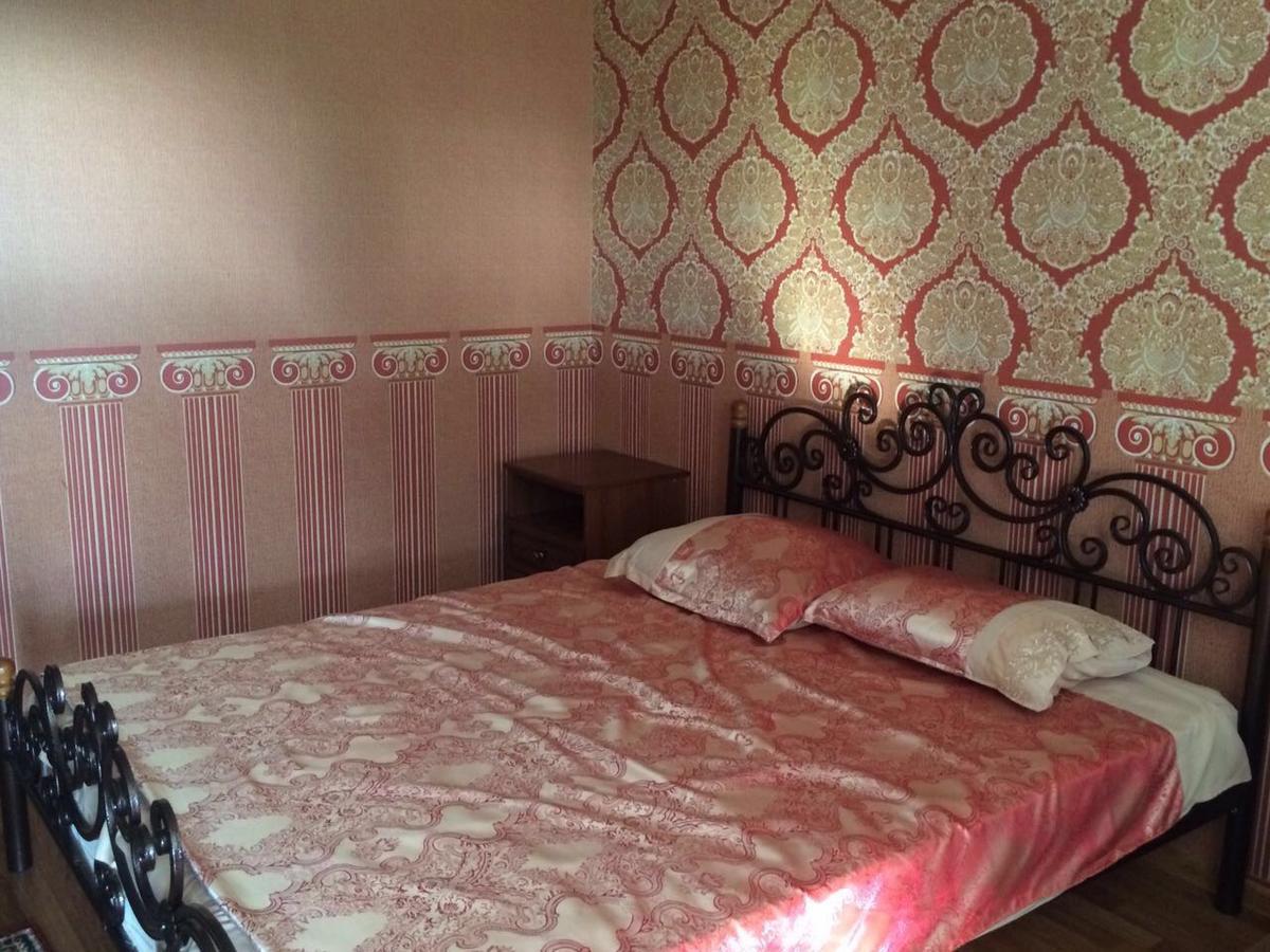 Guest House Liel Sukhumi Esterno foto